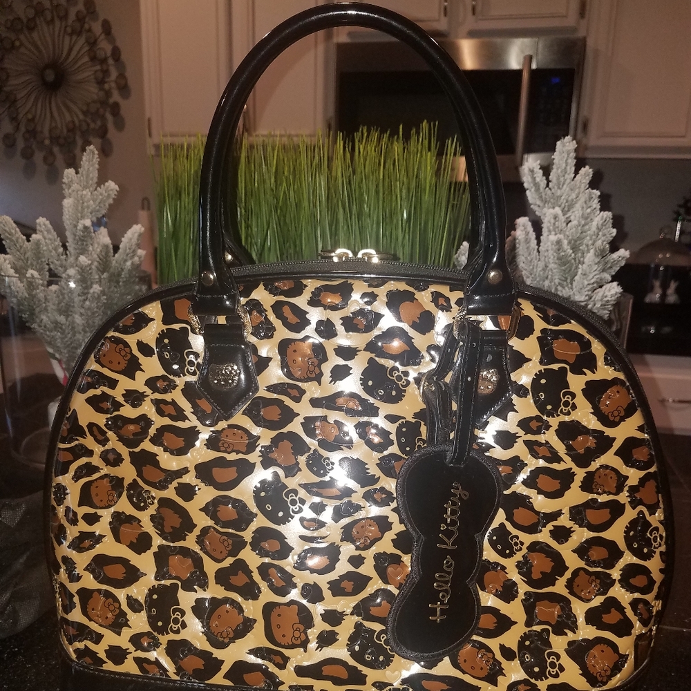 Hello kitty Leppard bowler handbag